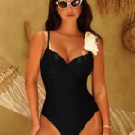 Купальник суцільний верх бюстом та з квіткою на лямці